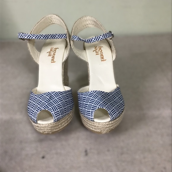 Beyond Skin Women’s Peep Toe Wedge Espadrilles Sz. 38/8US EUC - Picture 3 of 10